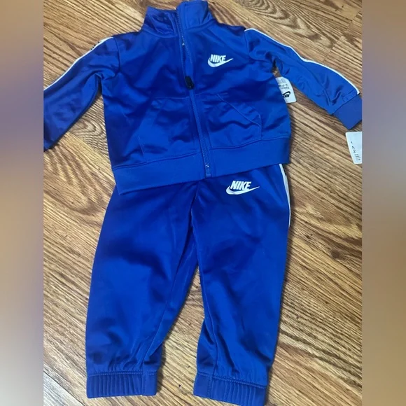 🆕 Nike Baby Boys Tracksuit Size 12M - Picture 4 of 7